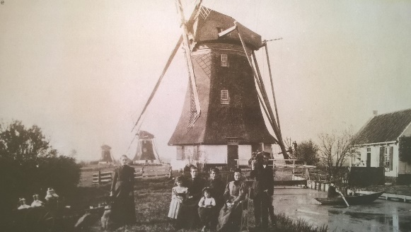 Molendriegang in Schiebroek, circa 1900.
